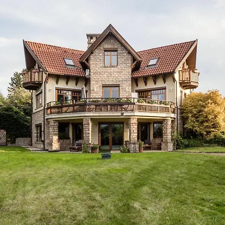 Villa Private With Indoor Pool Budapest