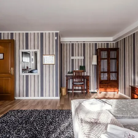 Private With Indoor Pool Villa Budapest