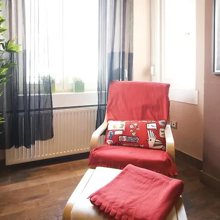 فيلة Private With Indoor Pool بودابست