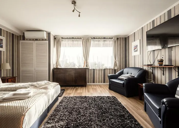 Private With Indoor Pool * Budapesta